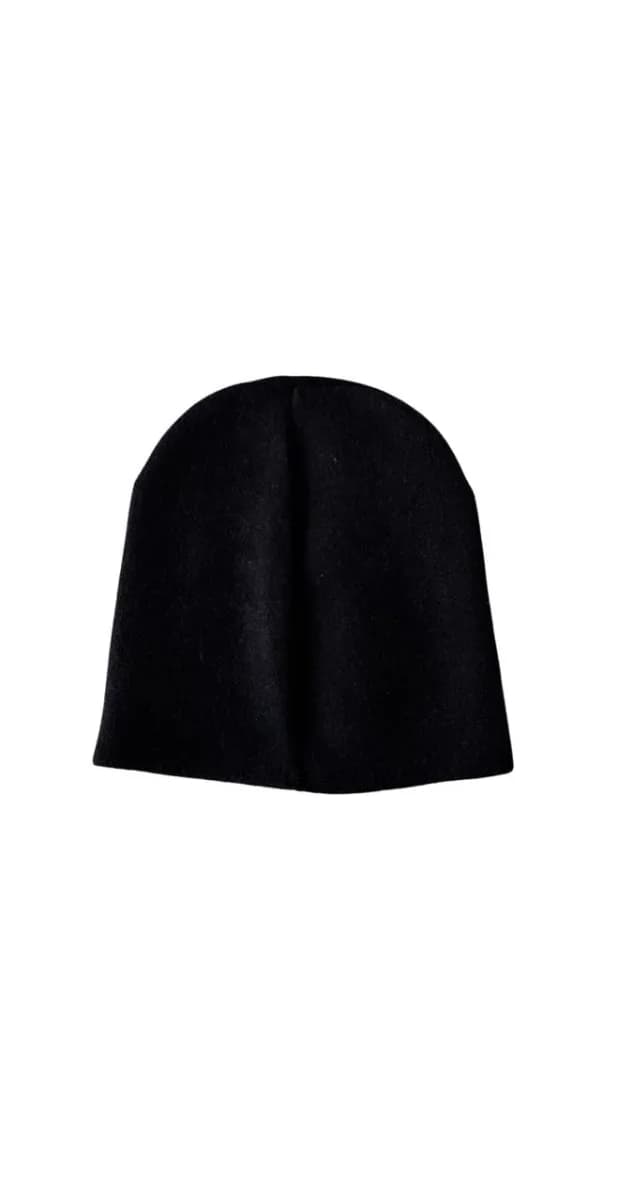 Silenza™ Black Knit Beanie